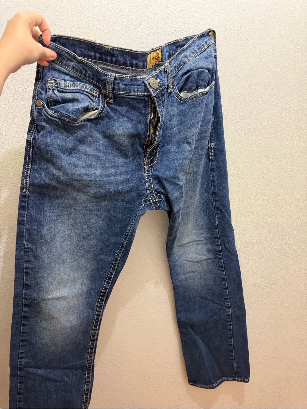 Old Navy Men's Faded Blue Relaxed Jeans